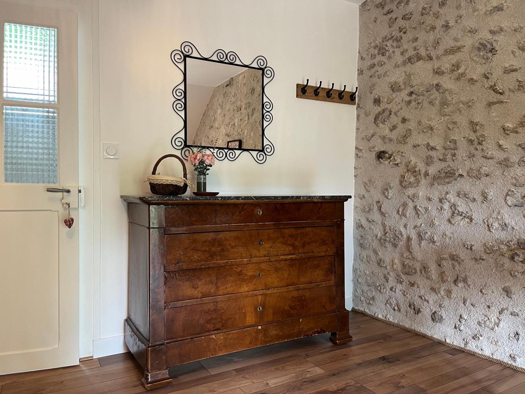Gite De La Petite Mauve Baule Bagian luar foto